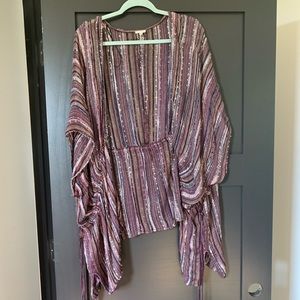 Evereve berry kimono with sinchable waist